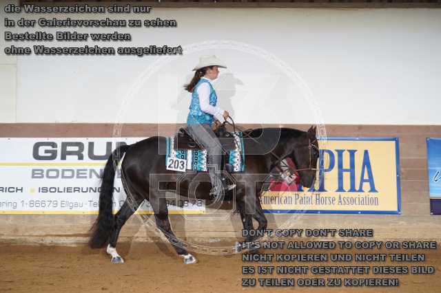 s_A_903108.JPG